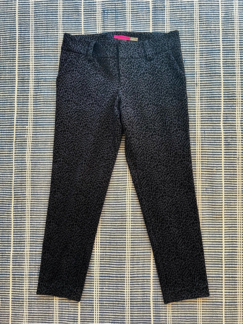 Alice + Olivia blue velvet leopard tuxedo pants w black stripe size 10